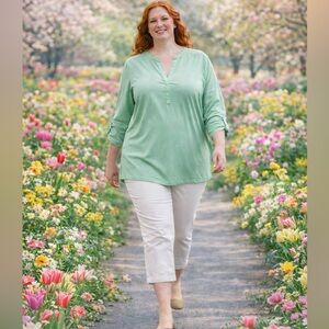 Mint Green Women's Top, size 14/16